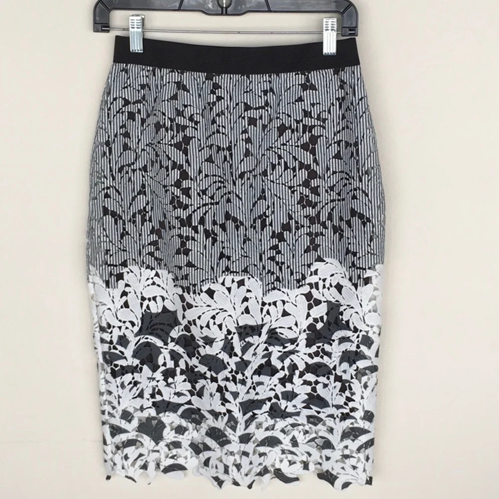 NWT Alberto Makali Lace Skirt - Picture 1 of 5
